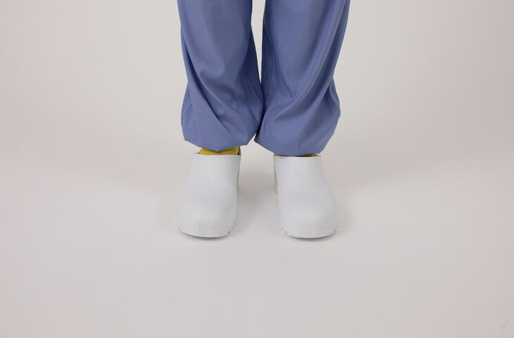 Clogs