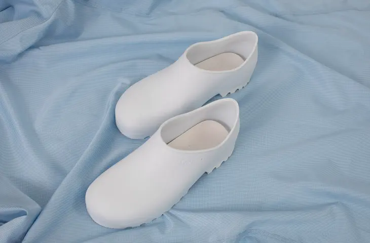 Clogs
